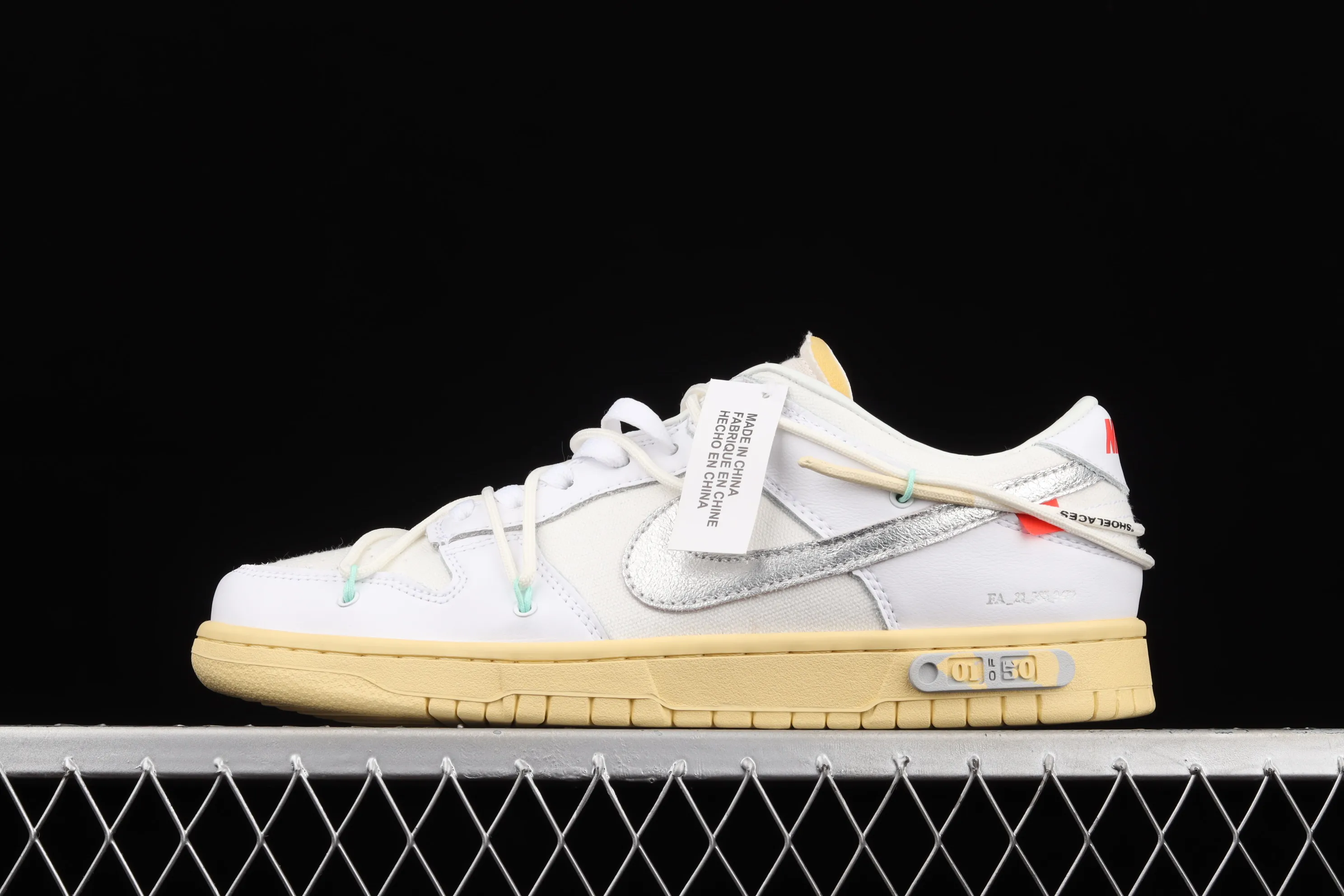 All Categories Nk SB Dunk Series Nk SB Dunk Low Low-top sneakers Cost-effective version OF x Nk Dunk Low "04 of 50" OW White Gray Casual Sports Skateboard Shoes DM1602-127